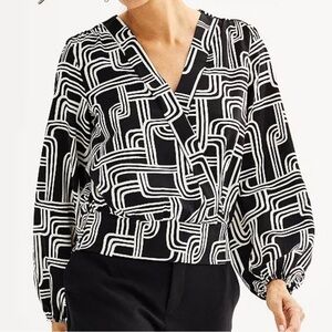 Nine West geometric crossover blouse M NWT